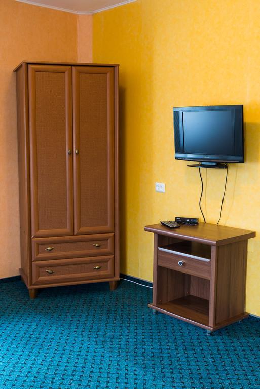 Hotel Runmis VNO Esterno foto